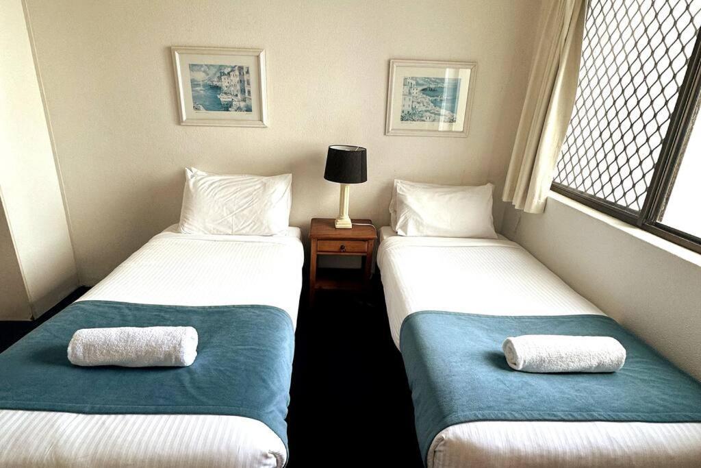 2 Bedroom Ocean View - Alexandria Apartments -Alexandra Headland Маручидор Экстерьер фото